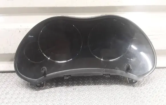 Toyota Avensis T250 Speedometer (instrument cluster) 8380005C00C