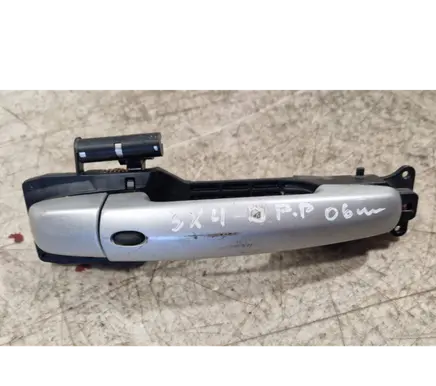 Suzuki SX4 Front door exterior handle
