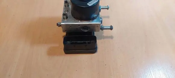 Suzuki Alto ABS Pump 06.2109-5392.3 06.2102-1036.4