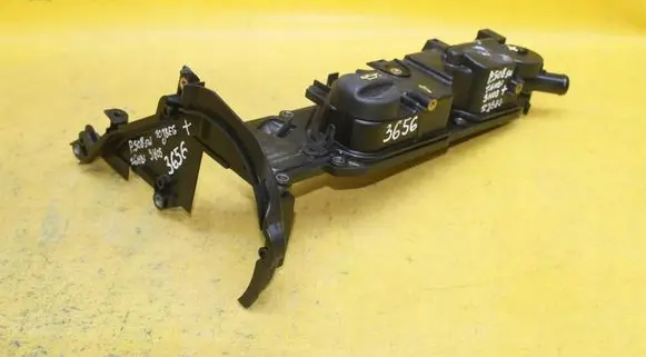 Peugeot 508 Rocker cam cover 