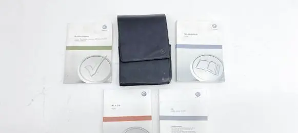 Volkswagen Caddy Owners service history hand book 5K0953507AB 5K0953549 5K0953513K