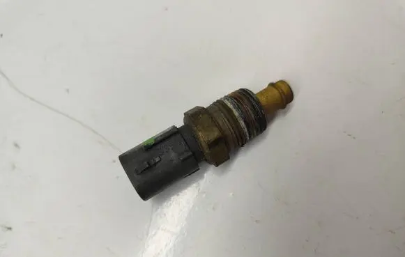 Dodge Challenger Coolant temperature sensor 5149096AA 05149077AB 077AB