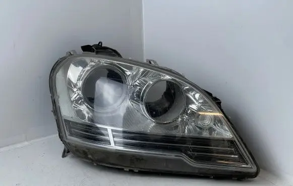 Mercedes-Benz ML W164 Headlight/headlamp 263348