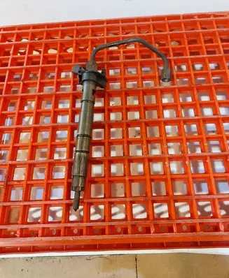 Audi A8 S8 D3 4E Fuel injector 059130277AB