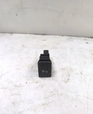 Toyota Auris 150 Other switches/knobs/shifts 15B118