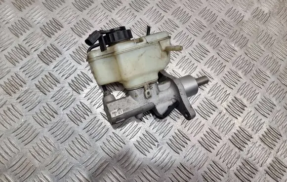 Skoda Octavia Mk2 (1Z) Master brake cylinder 1K1611301D 03350886321