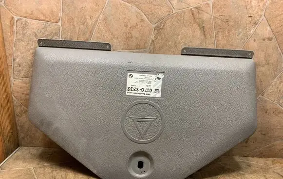 BMW 7 E32 Centre console side trim rear 1179885