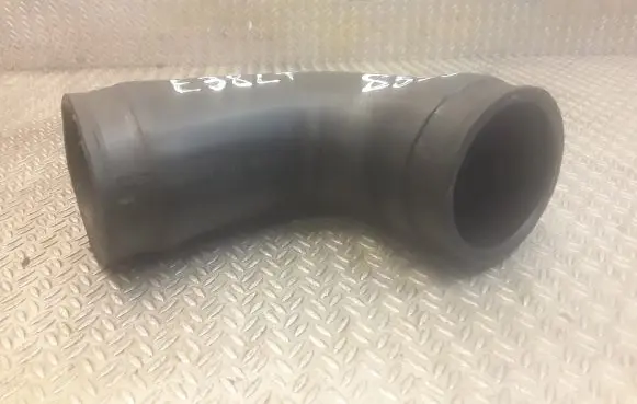 BMW 7 E38 Intercooler hose/pipe 2247901