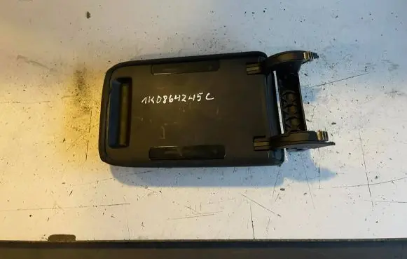 Volkswagen Golf V Armrest 1K0864245
