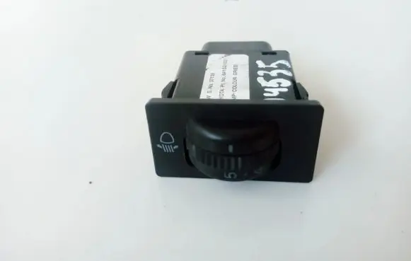 Toyota Corolla Verso AR10 Headlight level height control switch 8415202021 84152-02021