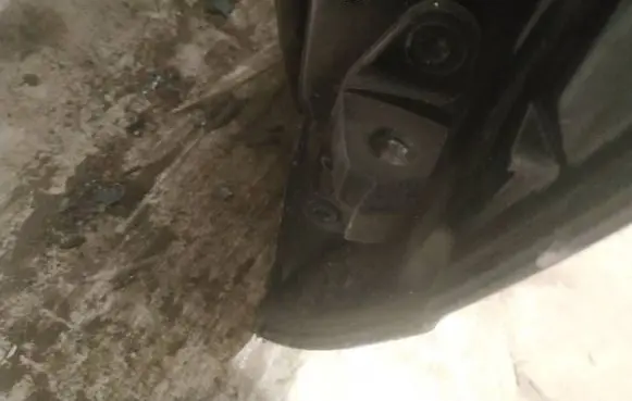 Mercedes-Benz A W169 Front door upper hinge