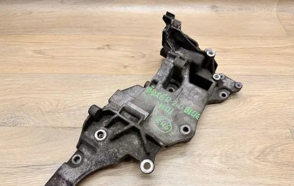 Peugeot Boxer Generator/alternator bracket 9807162780