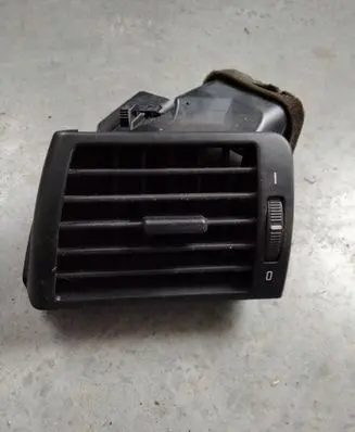 BMW X5 E53 Dashboard side air vent grill/cover trim 8361897