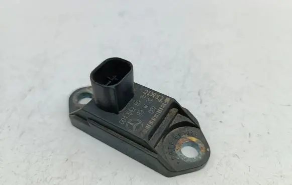 Mercedes-Benz S W220 Airbag deployment crash/impact sensor 0015428018
