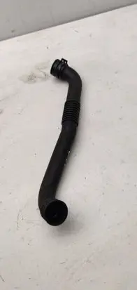 Volkswagen PASSAT B5.5 Breather hose/pipe 038103493AE