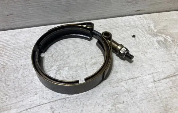 Bentley Mulsanne Muffler mount bracket/holder 