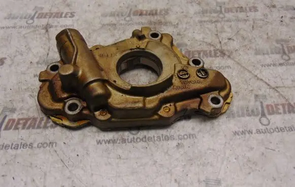 Toyota Corolla Verso AR10 Oil pump 