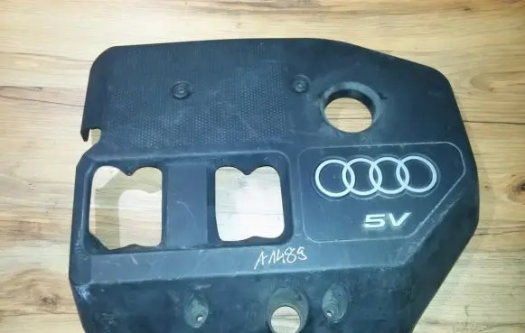 Audi A3 S3 8L Engine cover (trim)