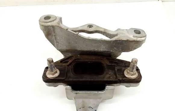 Mazda CX-30 Gearbox mount