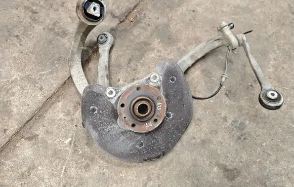 Audi A6 C7 Front wheel hub 4G0407242D 4G0407242