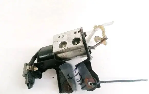Honda CR-V Air suspension compressor 