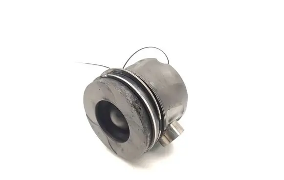 Piston