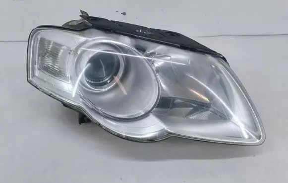 Volkswagen PASSAT B6 Headlight/headlamp 3C0941006AA