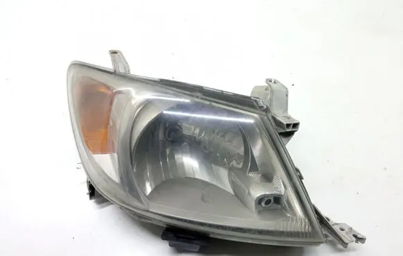 Toyota Hilux (AN10, AN20, AN30) Headlight/headlamp