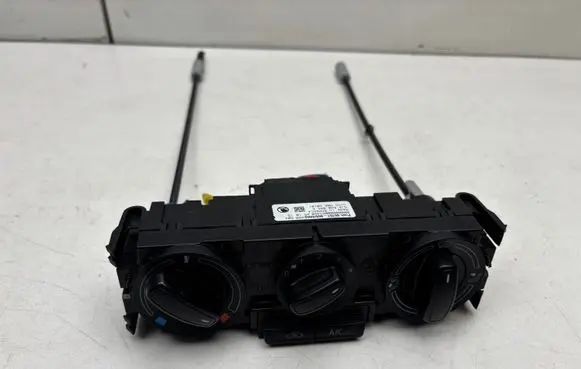 Skoda Rapid (NH) Climate control unit 5JA820045A