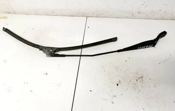 Peugeot 207 Front wiper blade arm a7dagcc
