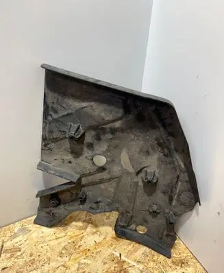 Front underbody cover/under tray