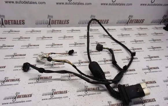 Mitsubishi Pajero Rear door wiring loom