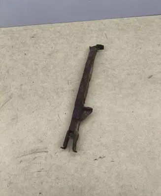 Mercedes-Benz E W211 Fender mounting bracket A2118801114