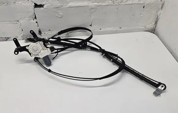 BMW 5 G30 G31 G38 Curtain motor 7385491