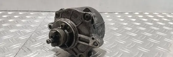 Vacuum pump