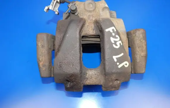BMW X3 F25 Front brake caliper
