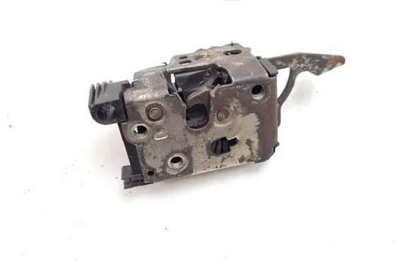 Loading door lock