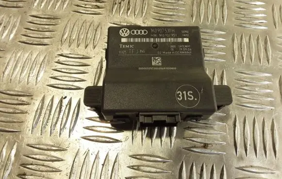 Volkswagen Touran I Other control units/modules 1K0907530H