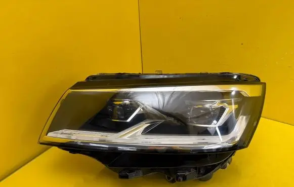 Volkswagen Multivan T6 Headlight/headlamp 7L1941035D