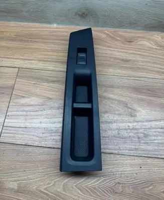 Toyota Yaris Electric window control switch 742310D330 EK1704