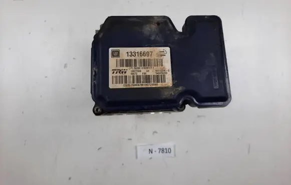 Opel Insignia A ABS Pump 13316697