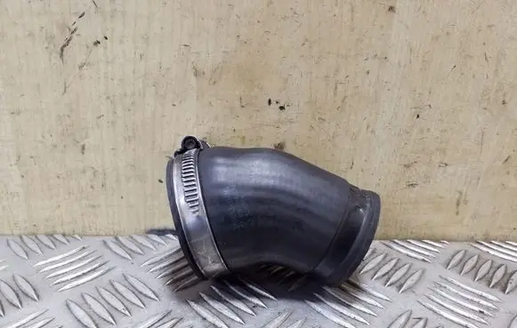 Opel Frontera B Intercooler hose/pipe