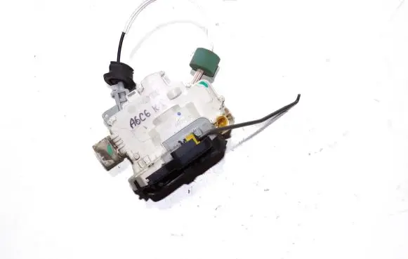 Audi A6 S6 C6 4F Front door lock 4F1837015