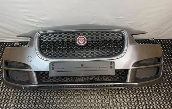 Jaguar XE Front bumper 