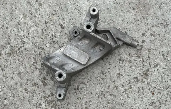 Chrysler Grand Voyager V Other engine bay part