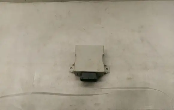 Toyota Corolla Verso AR10 Window wiper relay 859400F010