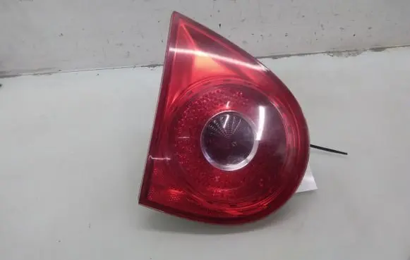 Volkswagen Golf V Tailgate rear/tail lights 285001