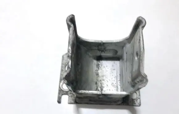 Audi A8 S8 D3 4E Front bumper mounting bracket 4e0807115