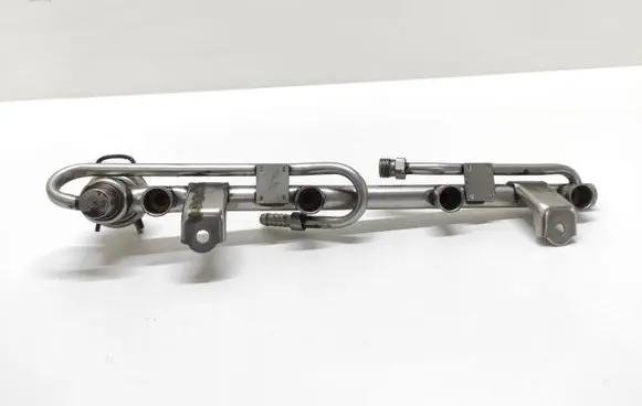 Fuel main line pipe