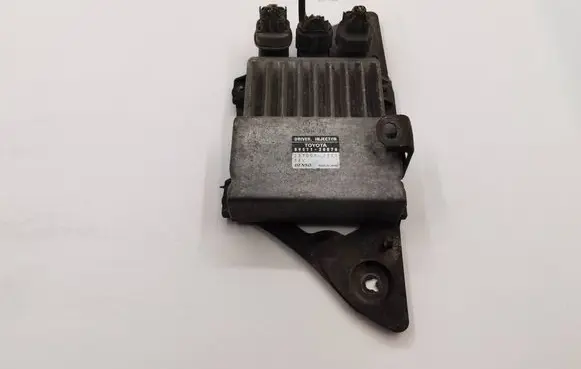 Toyota RAV 4 (XA30) Fuel injection control unit/module 8987120070 1310001371